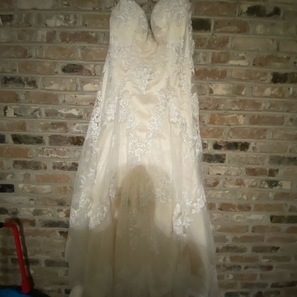 Wedding Dress for sale - Picture 1 of 7
